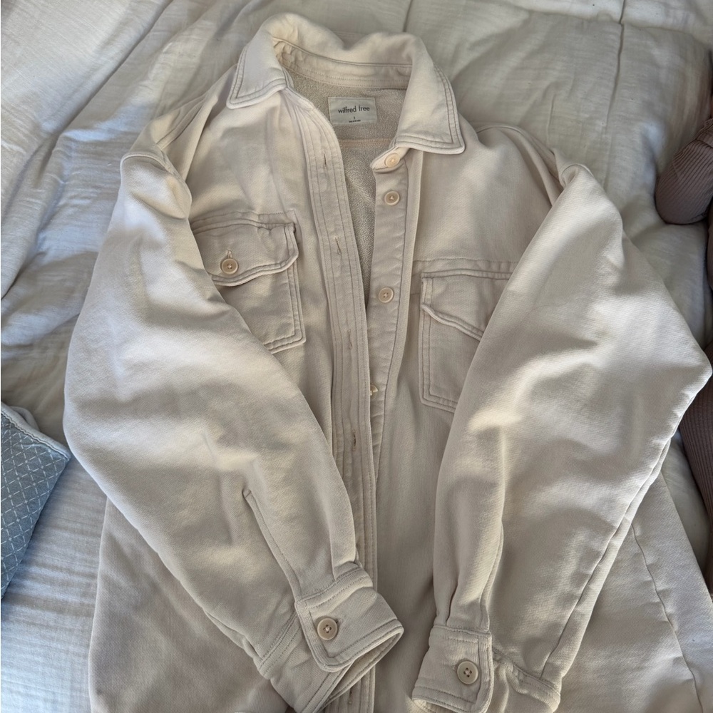 ARITZIA Light Cream Button-Up Shacket